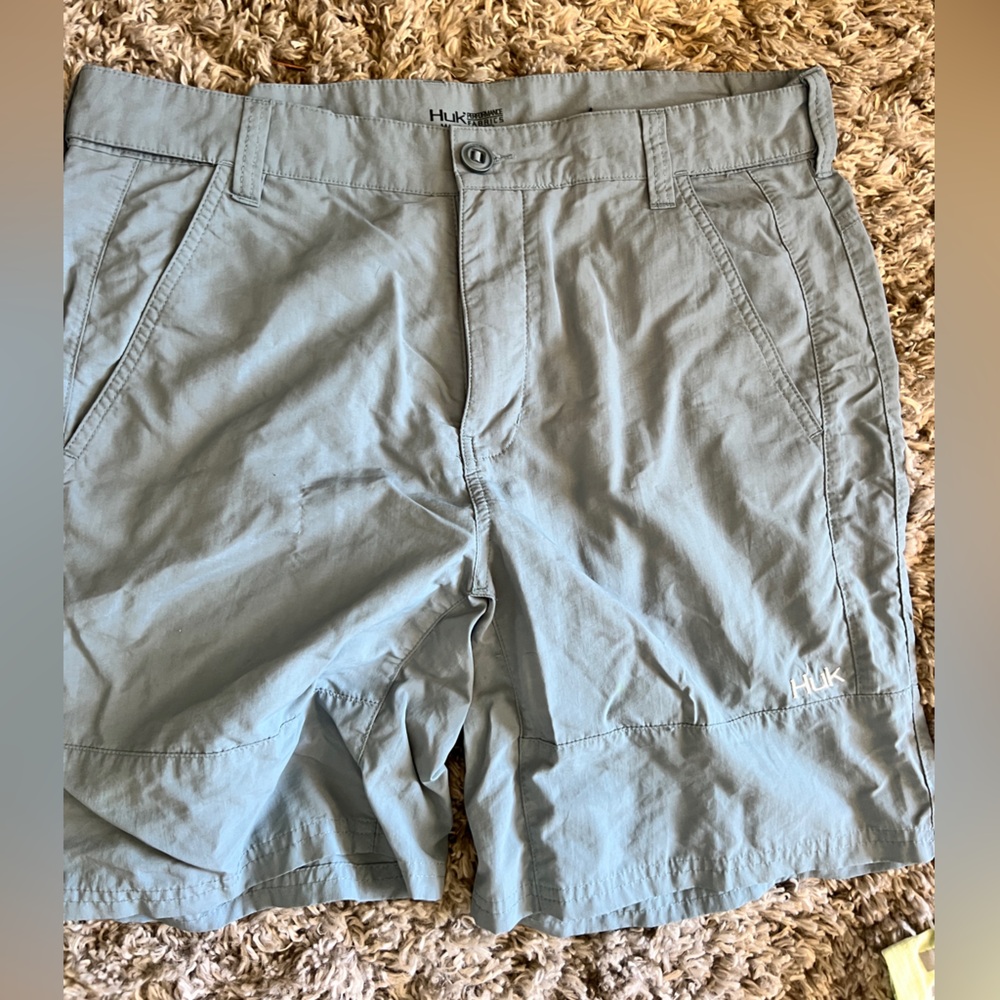 Huk shorts